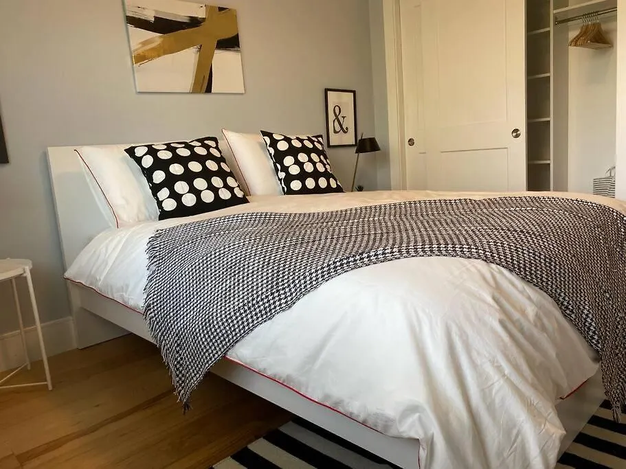 The Tilbury - Bright New 3B/R Townhouse In Bedford Villa Halifax Holiday home